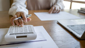 Making Wise Financial Decisions: Managing Personal Loans for Daily Expenses