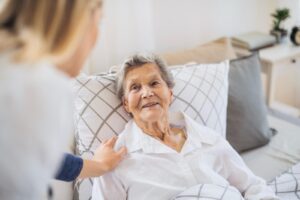 The Perks of Short Term Care Facilities for Elderly Surgery Recovery