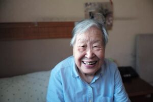 How to Choose the Right Independent Home Care Provider for Your Family