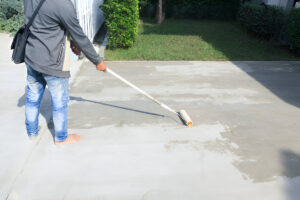 Creating a Durable and Stylish Garage Floor with Epoxy Coatings