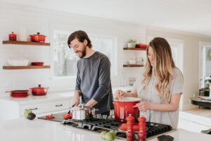 How to Choose the Best Kitchen Tools for Your Home Cooking Needs