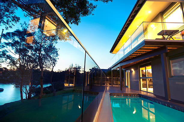 Premium Glass Pool Fencing, Handrailings & Balustrades